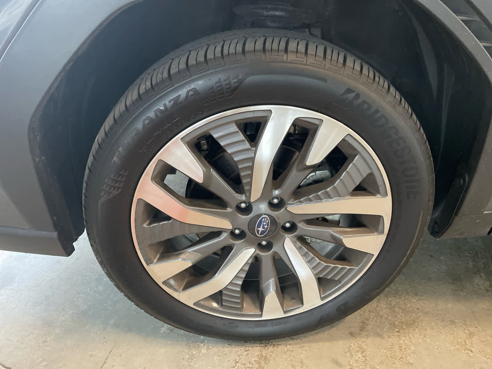 2025 Subaru Forester Touring photo 4