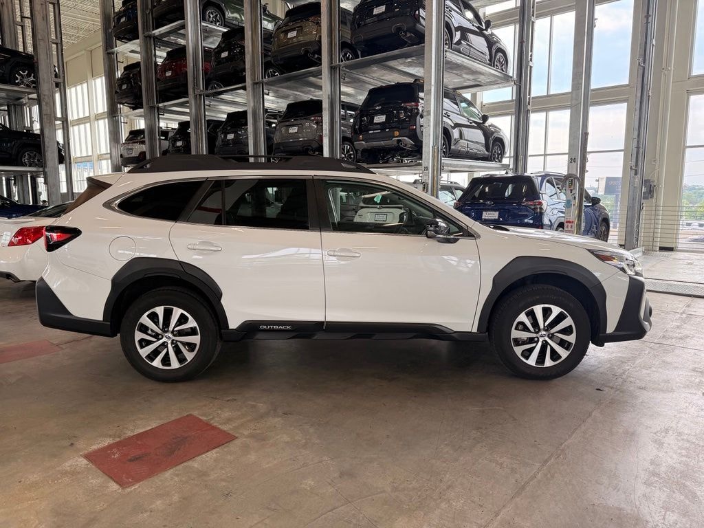Used 2024 Subaru Outback Premium SUV