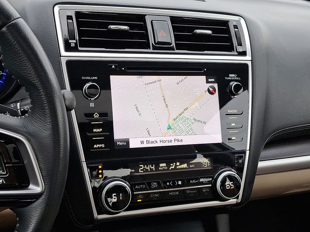 2019 Subaru Legacy 2.5i photo 2