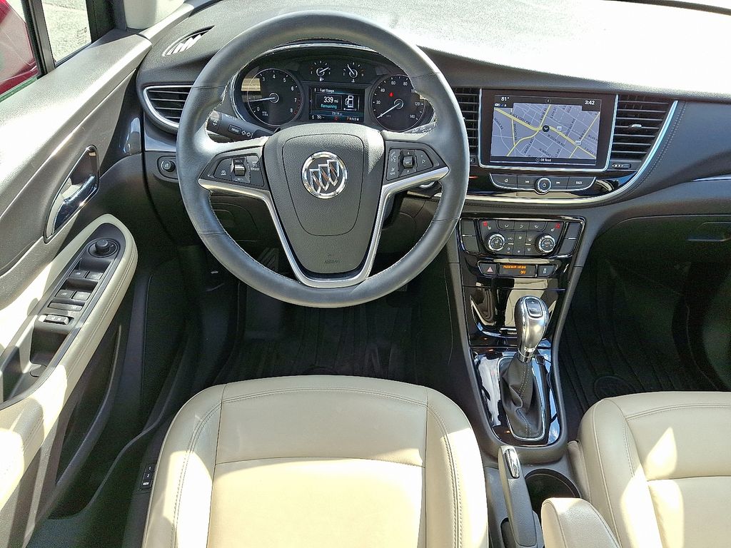 2018 Buick Encore Essence photo 2