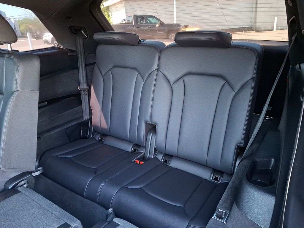 2022 Audi Q7 Premium - Photo 14