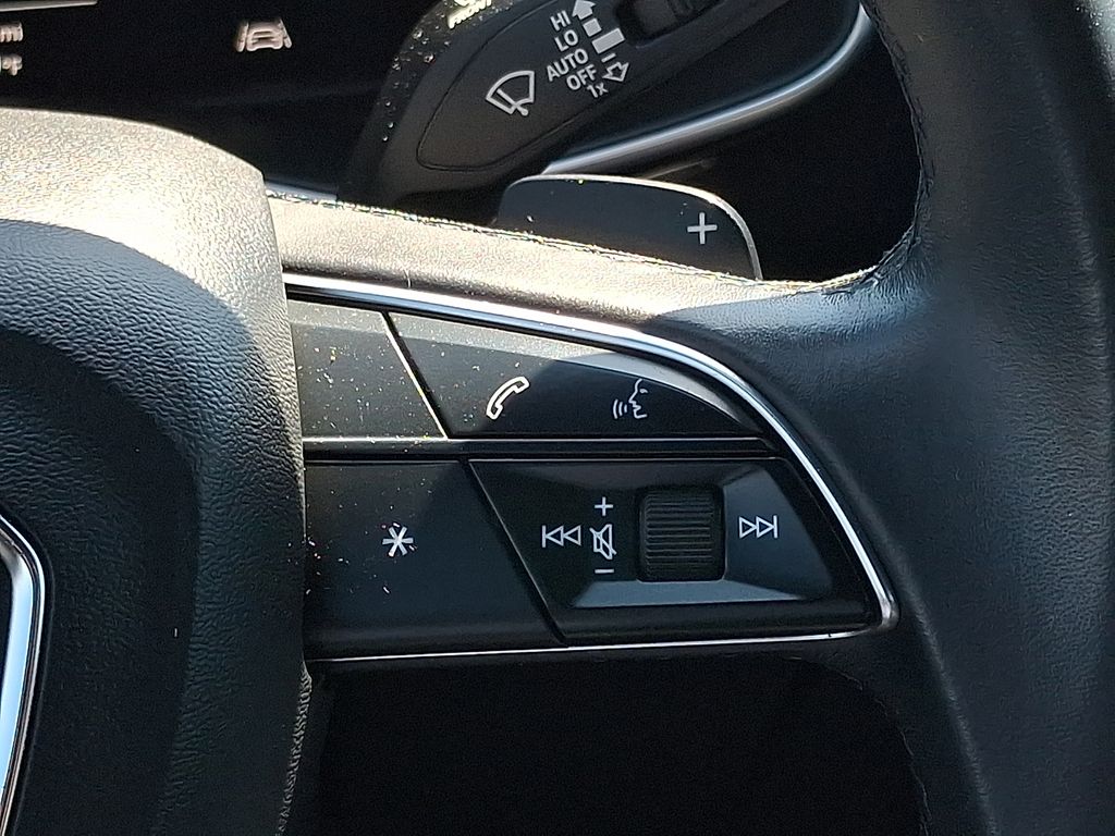 2022 Audi Q7 Premium - Photo 25