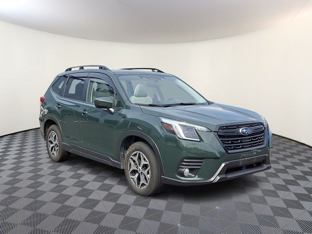 2022 Subaru Forester Premium