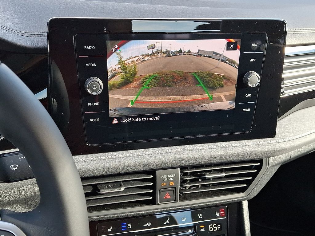 2025 Volkswagen Jetta 1.5T SEL photo 4