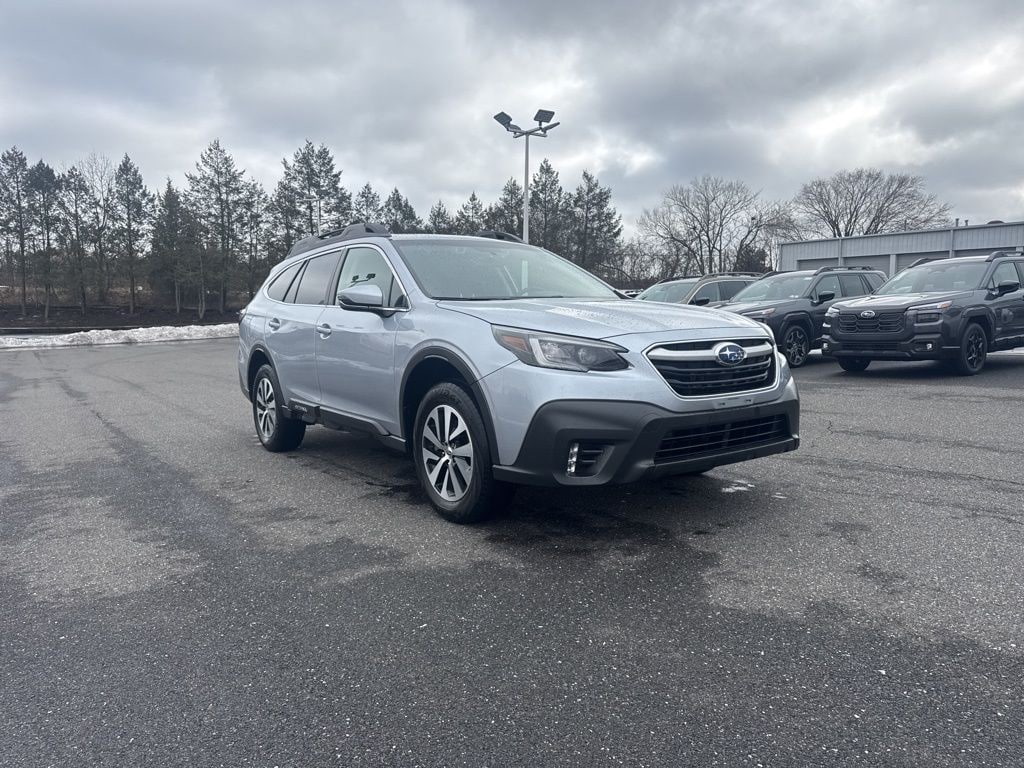 Used 2022 Subaru Outback Premium SUV