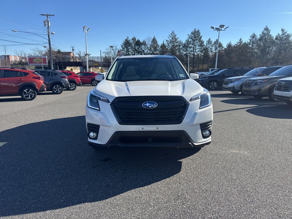 2023 Subaru Forester Premium photo 2
