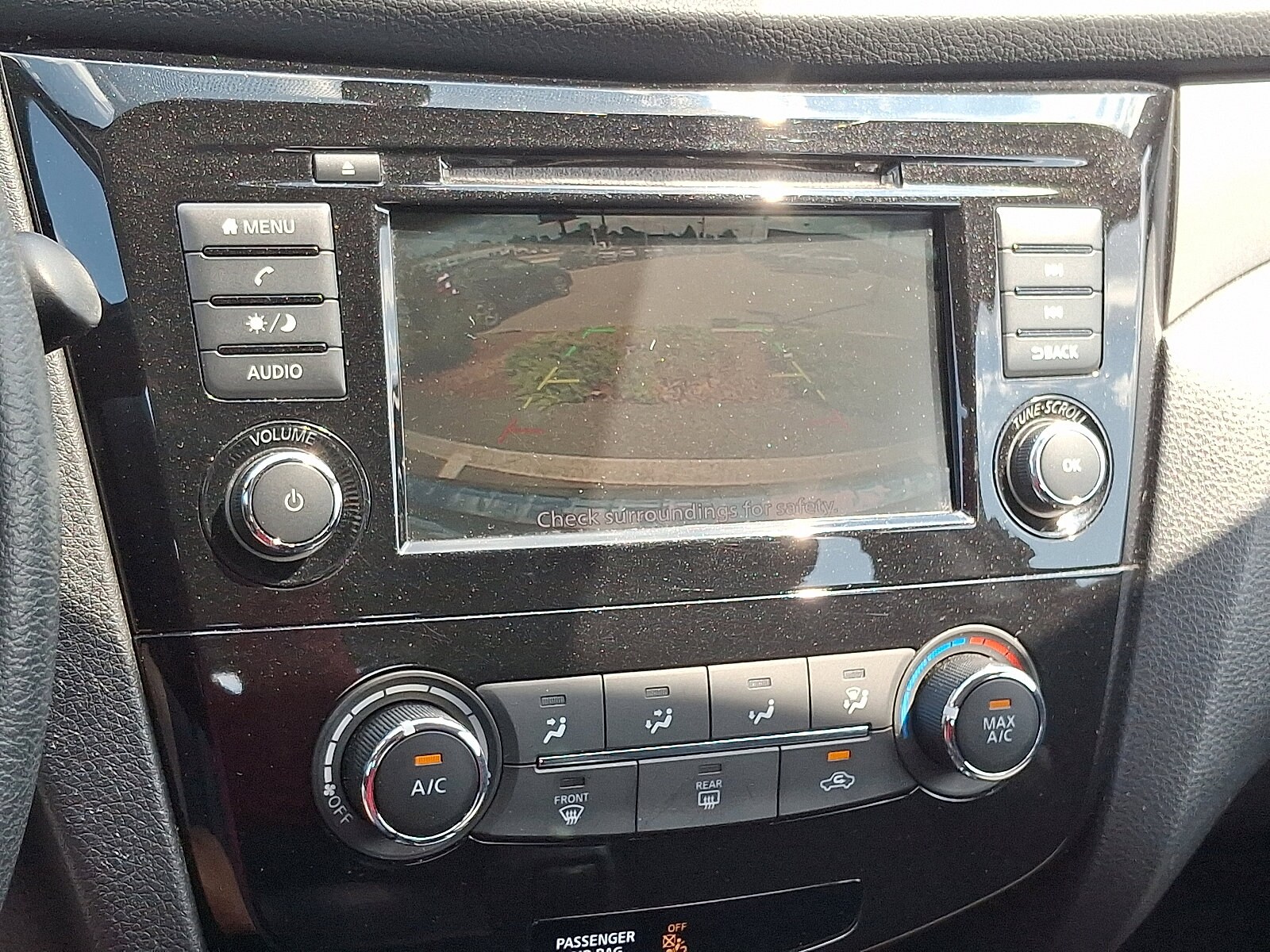 2019 Nissan Rogue Sport S photo 4