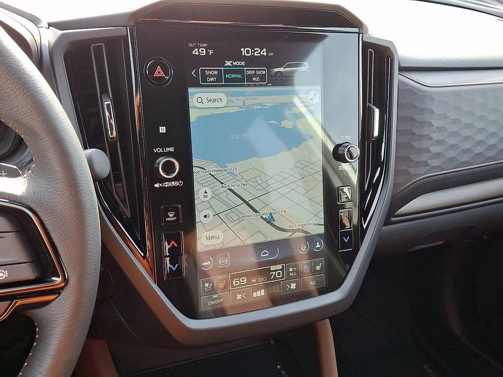 2025 Subaru Forester Touring photo 3