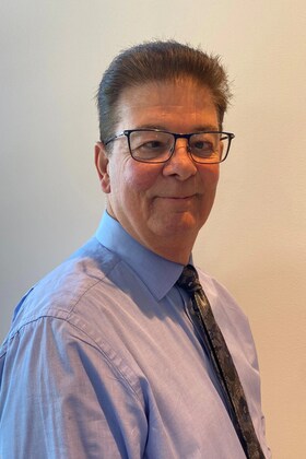 Staff member Ray Osbourne from ID_33dd49a3f0e3