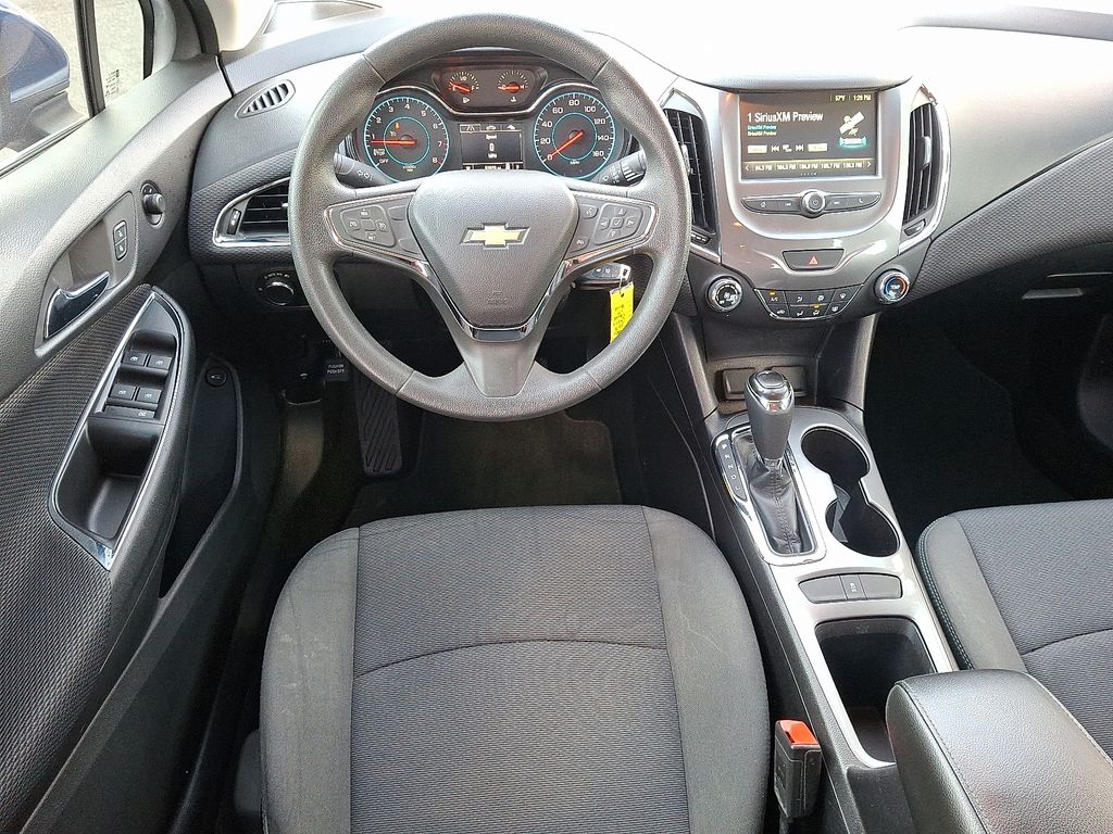 Used 2017 Chevrolet Cruze LT with VIN 1G1BE5SM4H7164807 for sale in Pleasantville, NJ