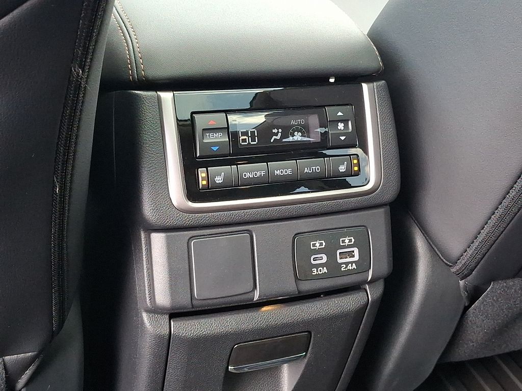 2026 Subaru Ascent Limited Bronze Edition - Photo 13