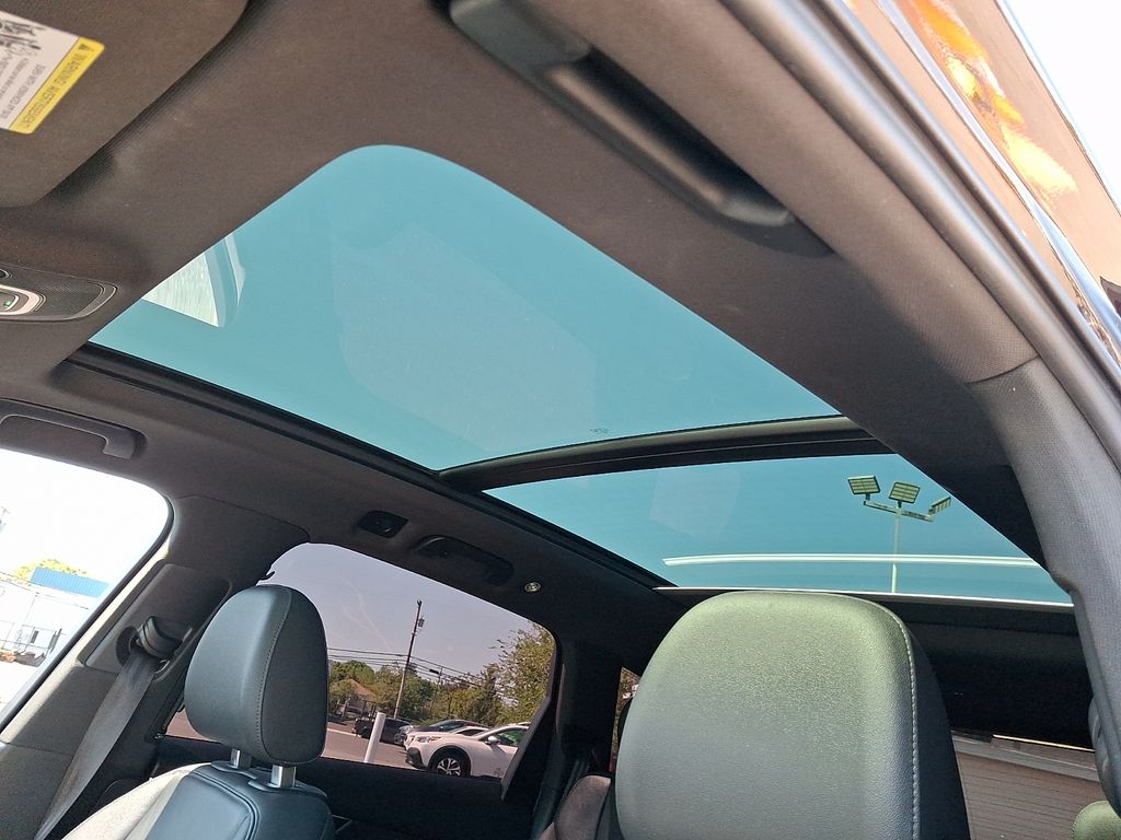 2022 Audi Q7 Premium - Photo 17