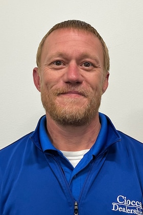 Staff member George Abrams from ID_d681d7ccd3c0