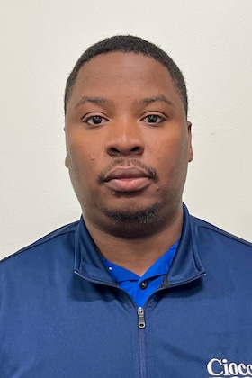 Staff member Robert Colier from ID_775e7c66d774