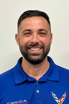 Staff member Nick Dimitrov from ID_c8416283185b
