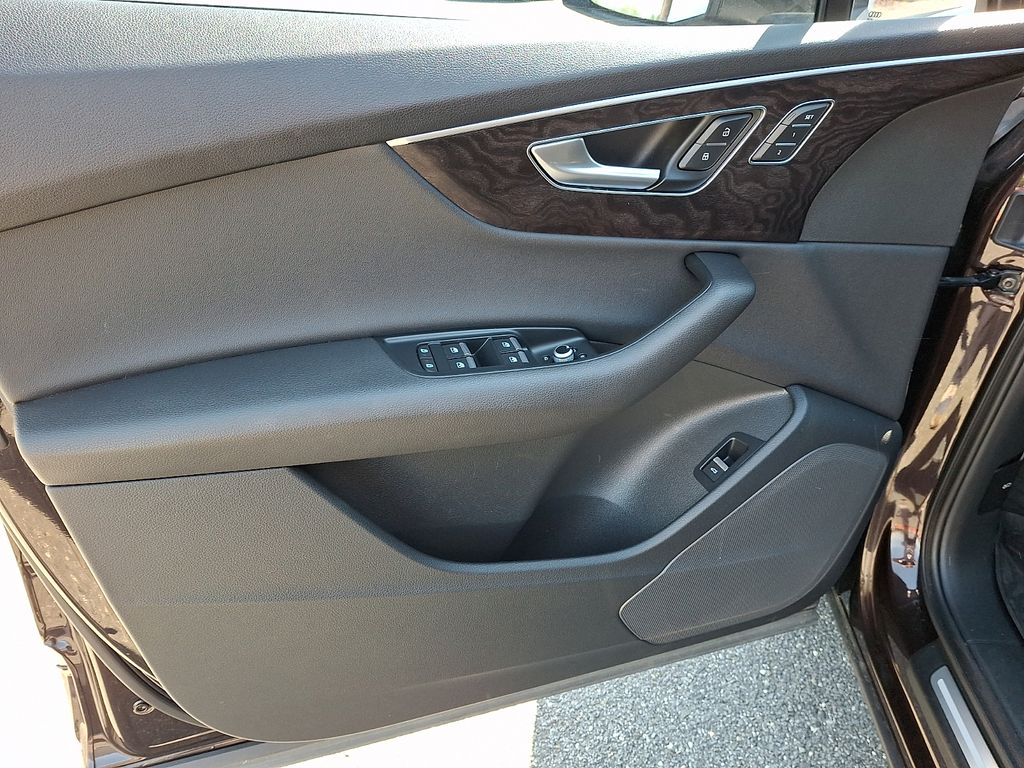 2022 Audi Q7 Premium - Photo 15