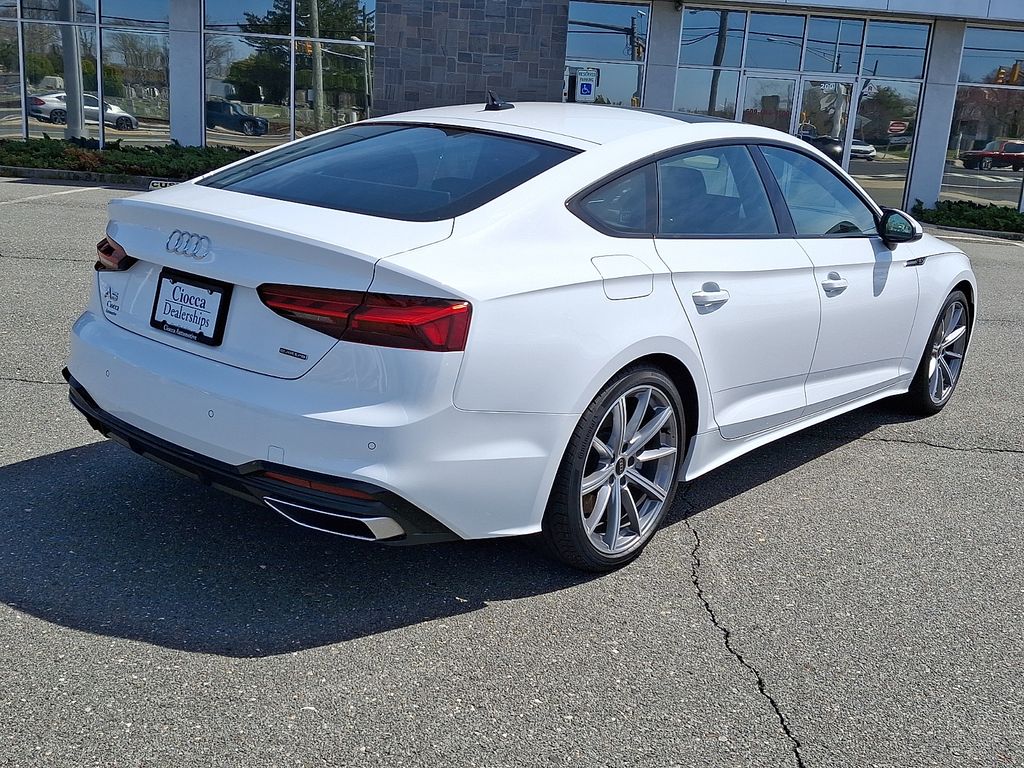2025 Audi A5 Sportback Premium - Photo 9