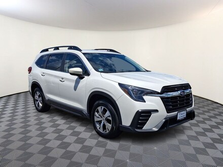 2025 Subaru Ascent Premium SUV