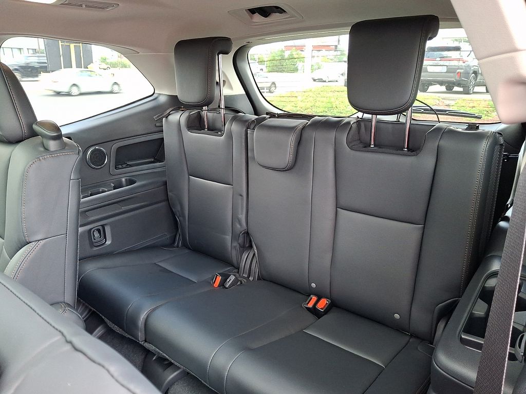 2026 Subaru Ascent Limited Bronze Edition - Photo 12