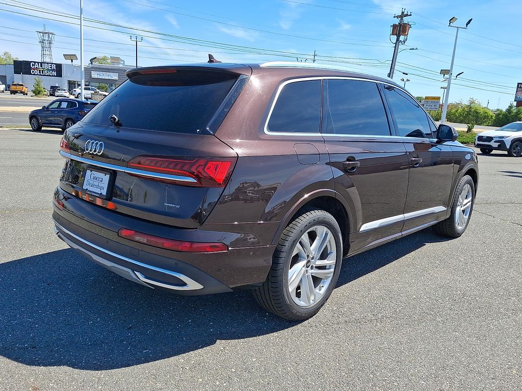 2022 Audi Q7 Premium - Photo 9
