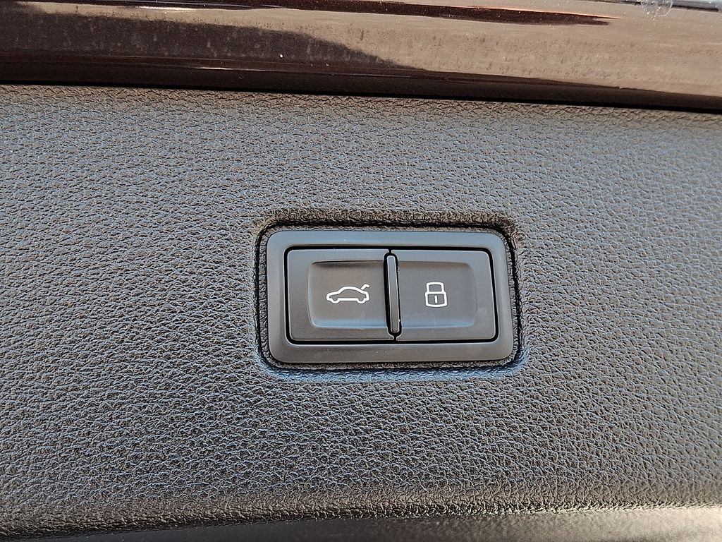2022 Audi Q7 Premium - Photo 33