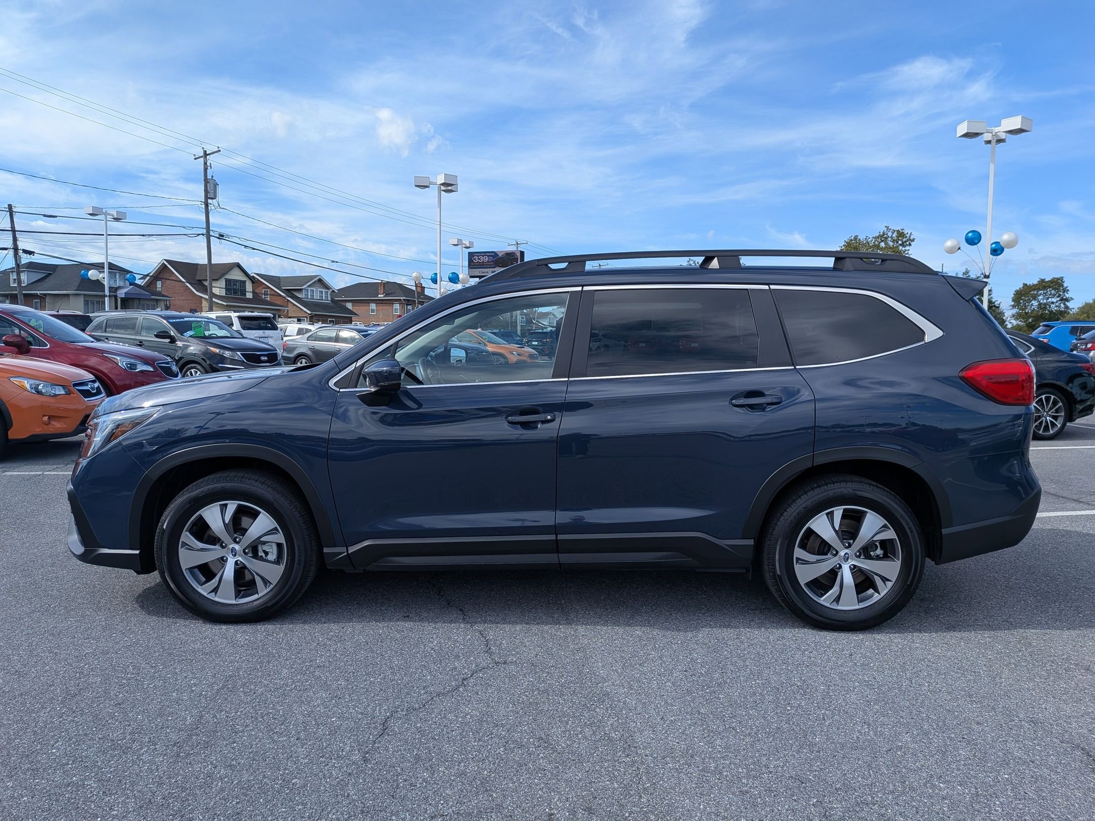 2024 Subaru Ascent Premium photo 4