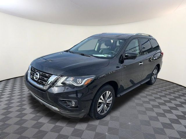 2019 Nissan Pathfinder SL 4WD's photo