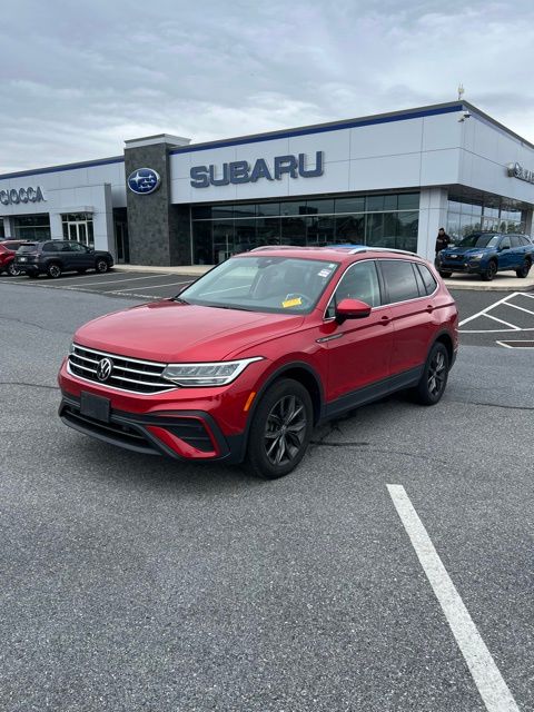 2022 Volkswagen Tiguan SE photo 3