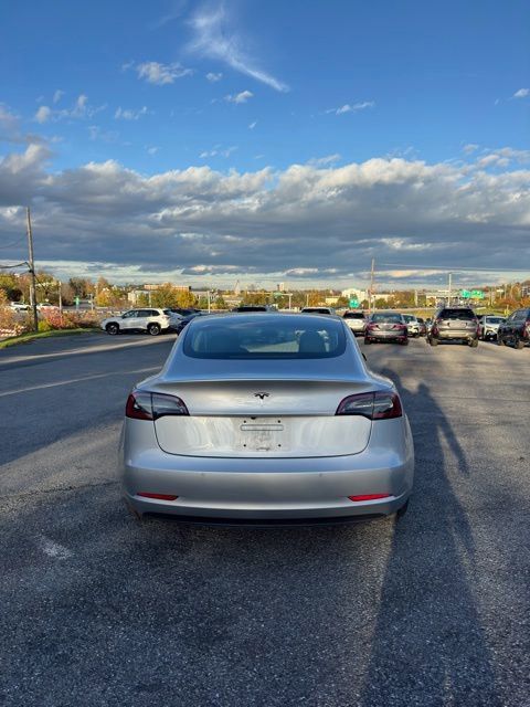 2018 Tesla Model 3 Long Range photo 4