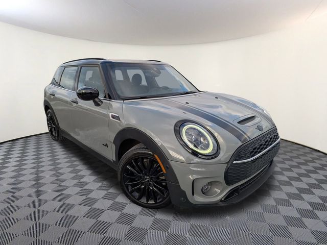 2023 MINI Clubman S's photo