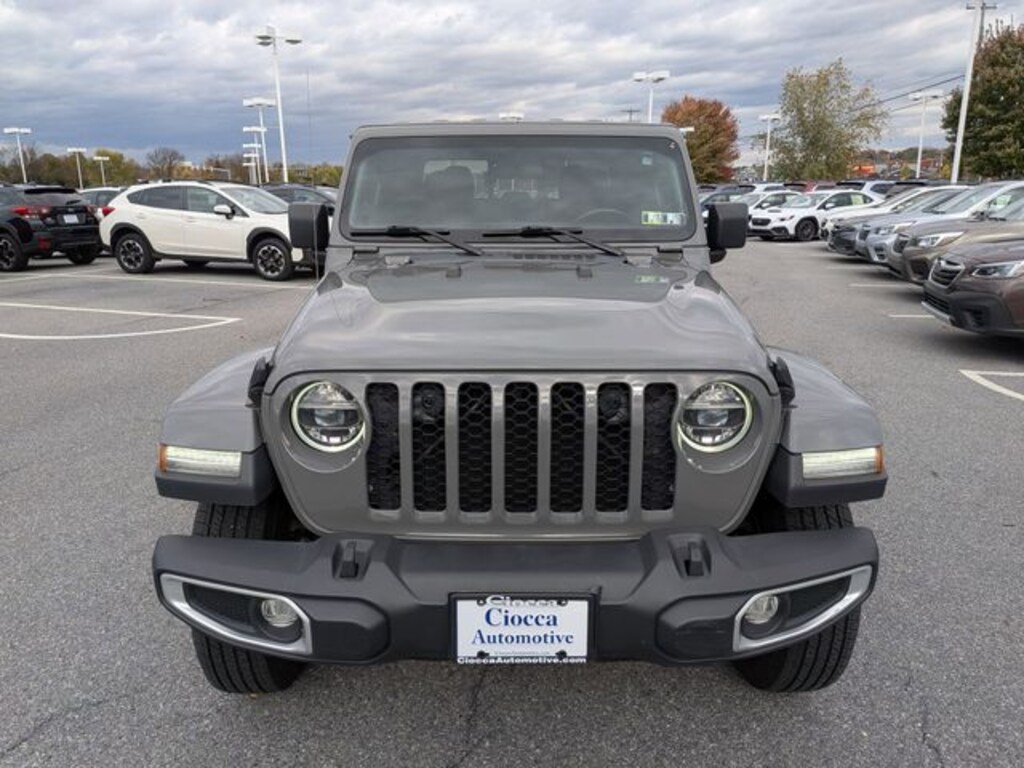 Used 2022 Jeep Gladiator Sport Truck Crew Cab