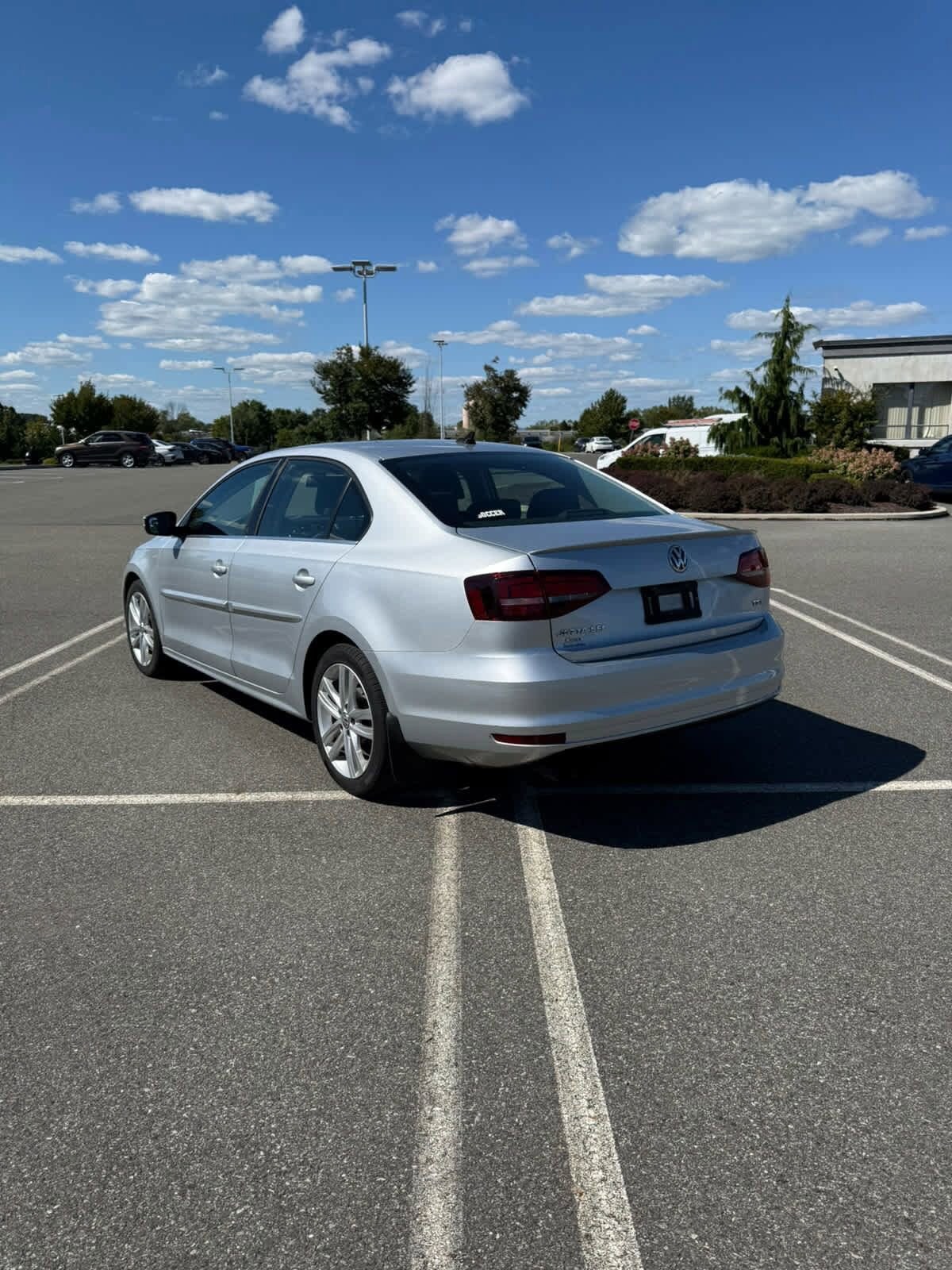 2016 Volkswagen Jetta 1.8T SEL photo 3