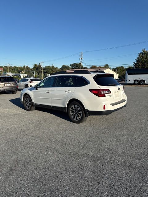 2016 Subaru Outback 2.5i photo 3