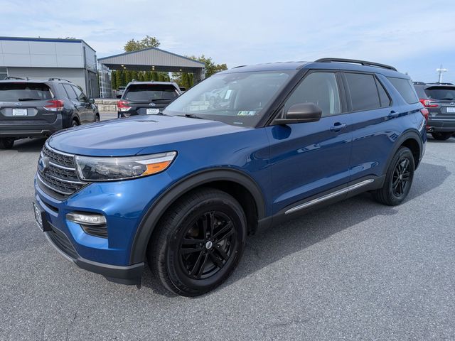 2022 Ford Explorer XLT photo 2