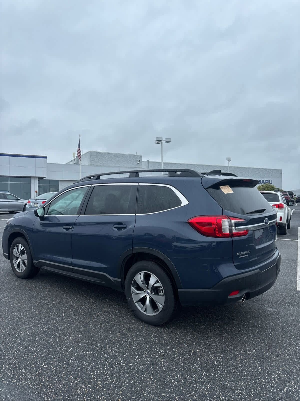 2024 Subaru Ascent Premium photo 3