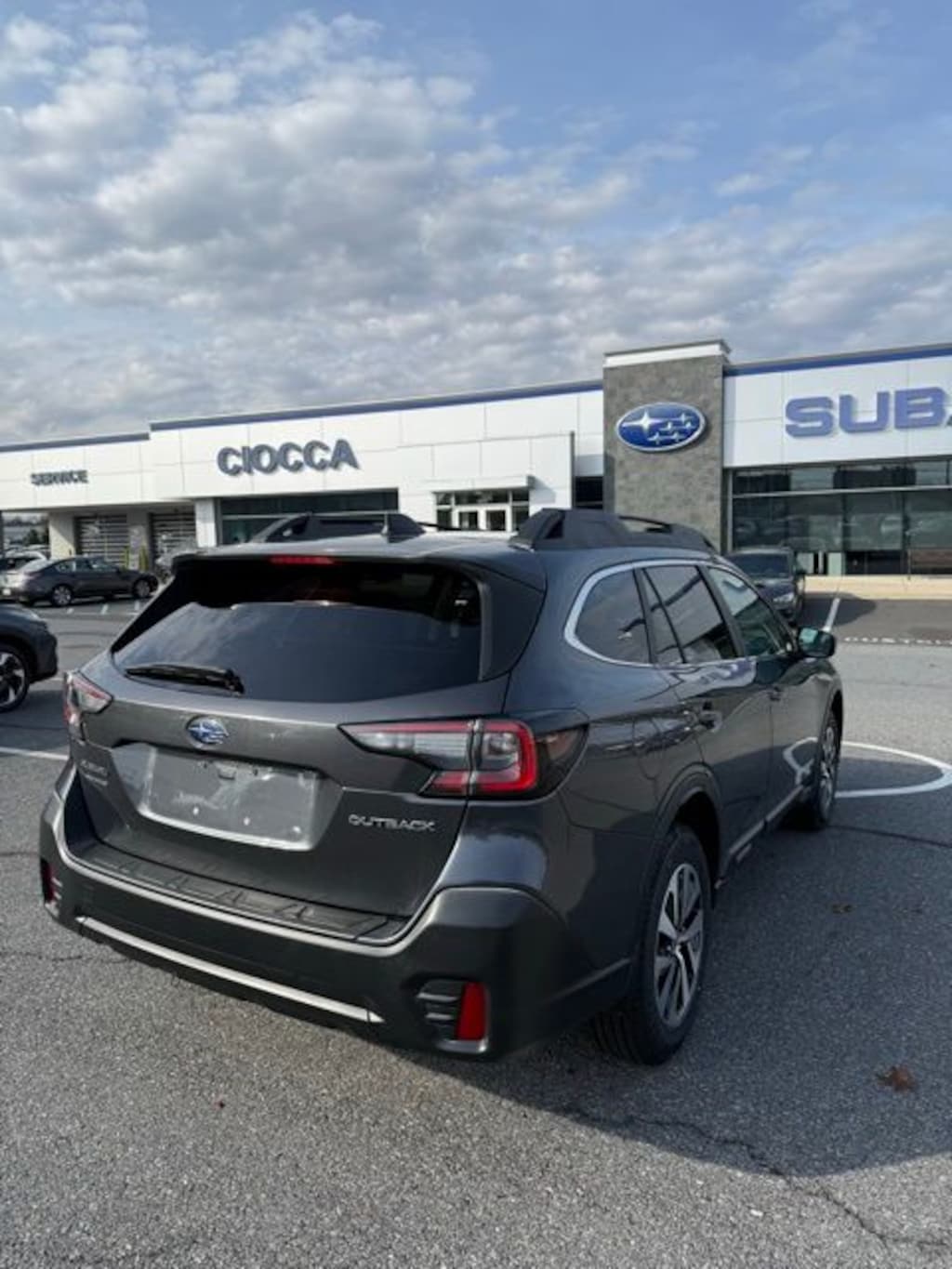 Used 2020 Subaru Outback Premium SUV