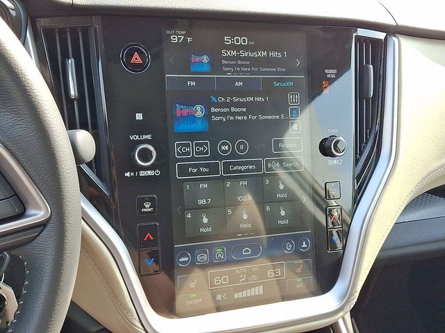 2025 Subaru Outback Premium photo 3