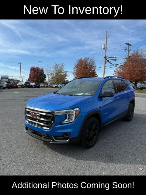 2024 GMC Terrain AT4's photo