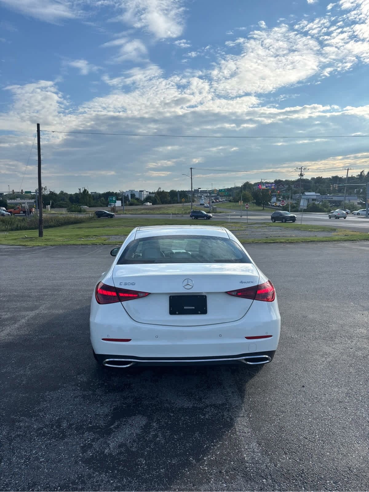 2022 Mercedes Benz C 300 Sedan photo 4