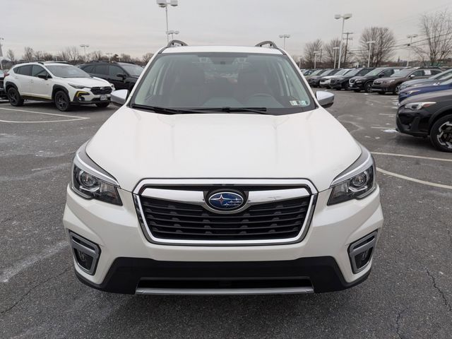 2019 Subaru Forester Touring photo 2