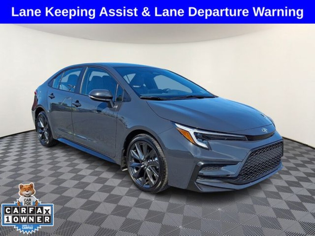 Used 2025 Toyota Corolla SE Sedan