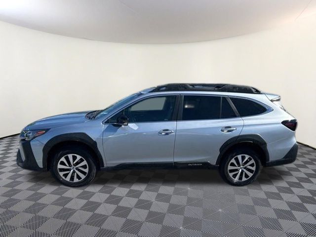 2024 Subaru Outback Premium's photo