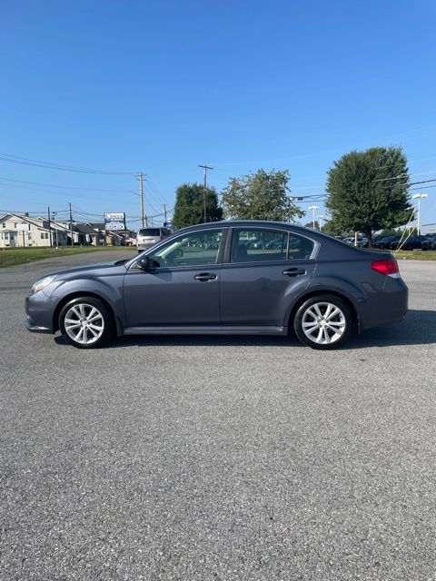 2014 Subaru Legacy 2.5i photo 2