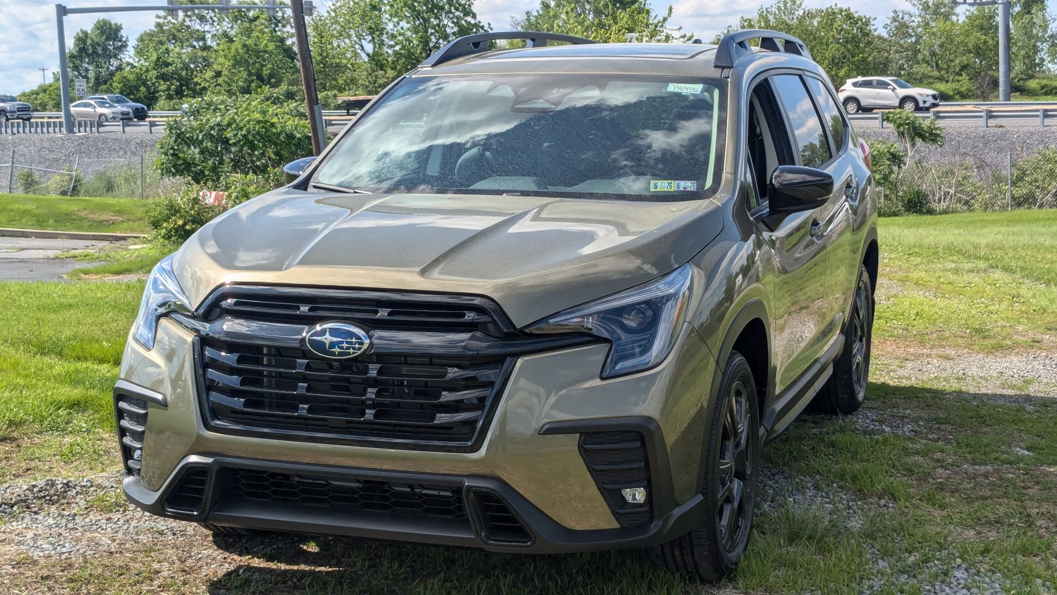 2025 Subaru Ascent Onyx Edition Touring photo 3