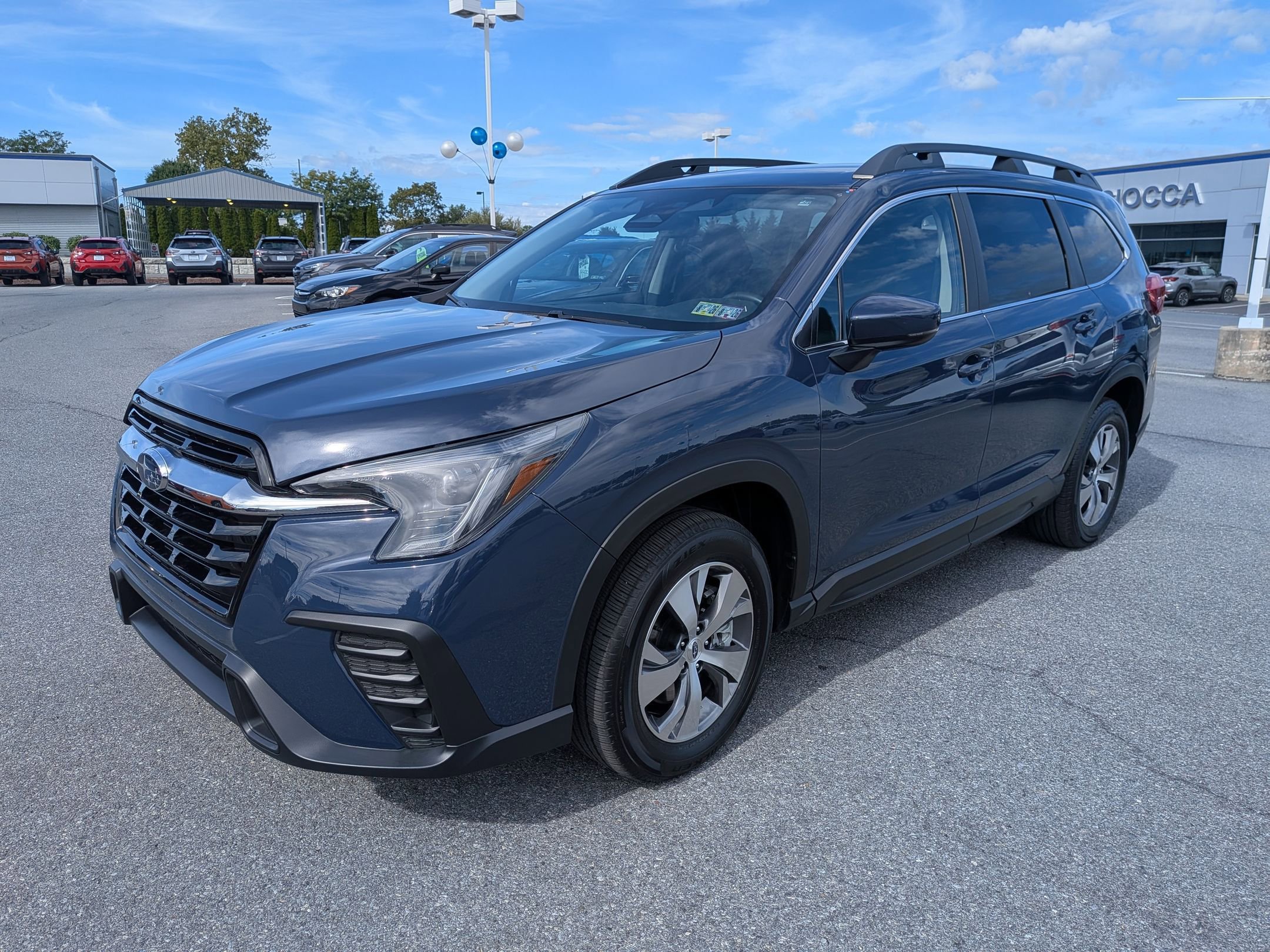 2024 Subaru Ascent Premium photo 3
