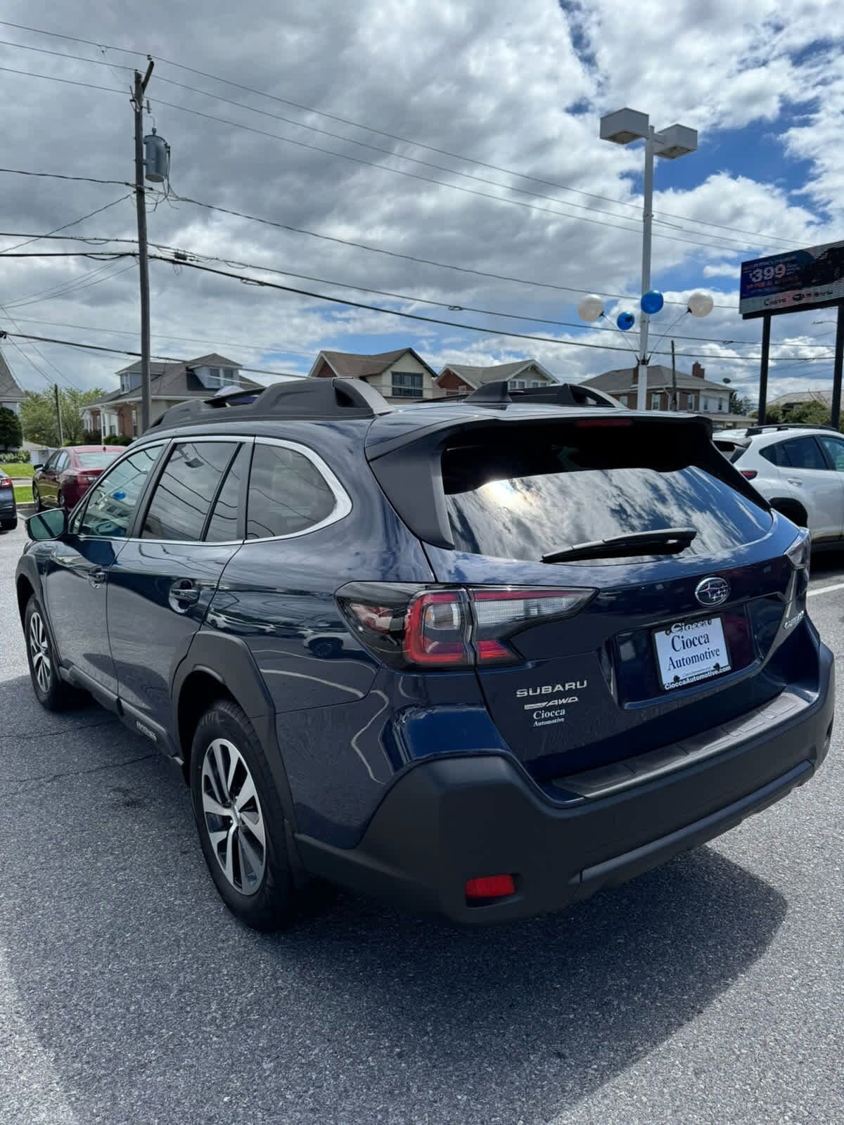 2025 Subaru Outback Premium photo 3