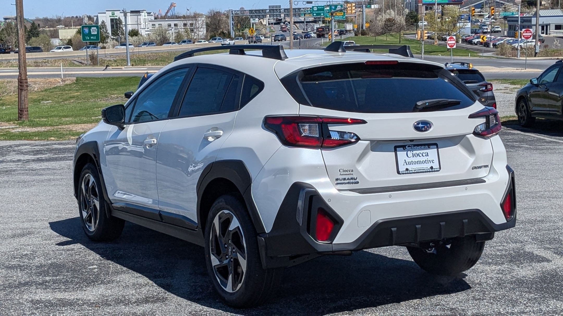 2025 Subaru Crosstrek Limited photo 4