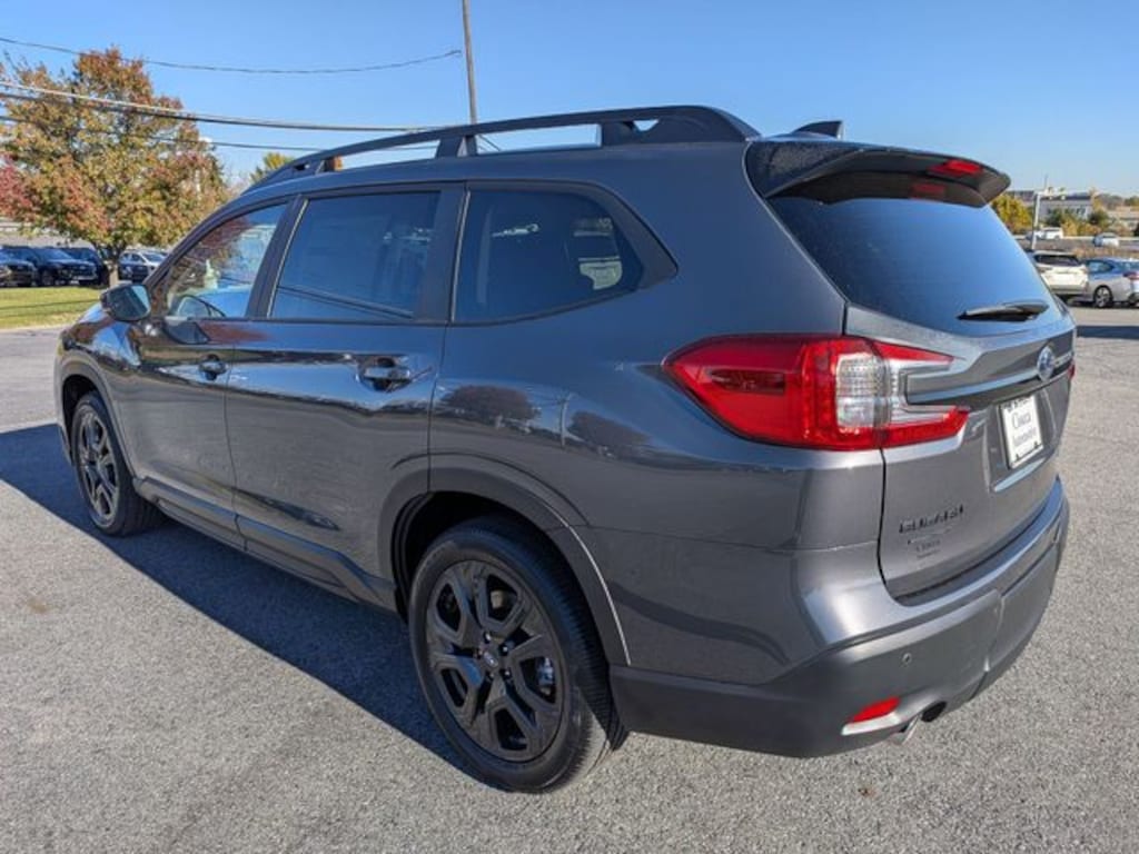 New 2025 Subaru Ascent Onyx Edition 7-Passenger SUV