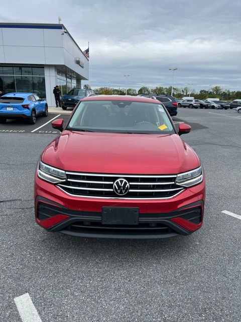 2022 Volkswagen Tiguan SE photo 2