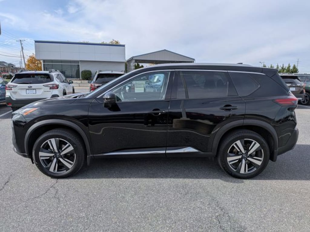 Used 2023 Nissan Rogue SL SUV